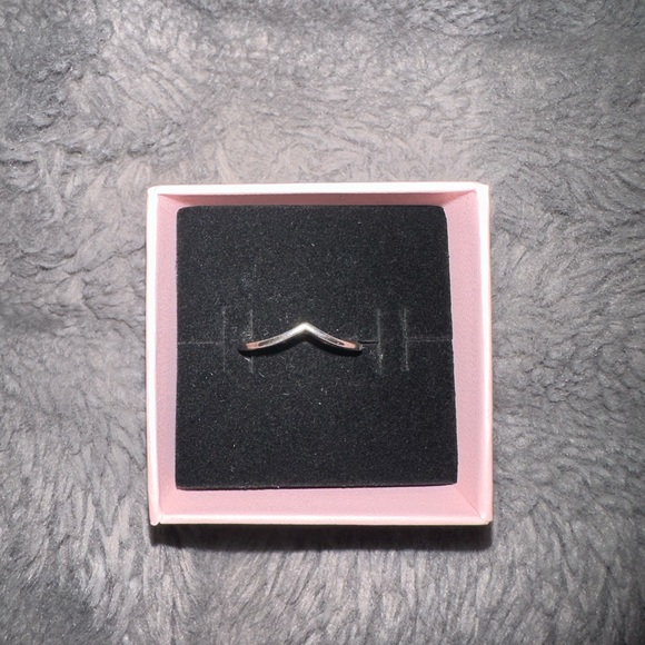 Pandora Polished Wishbone Ring size 5 - Picture 2 of 3